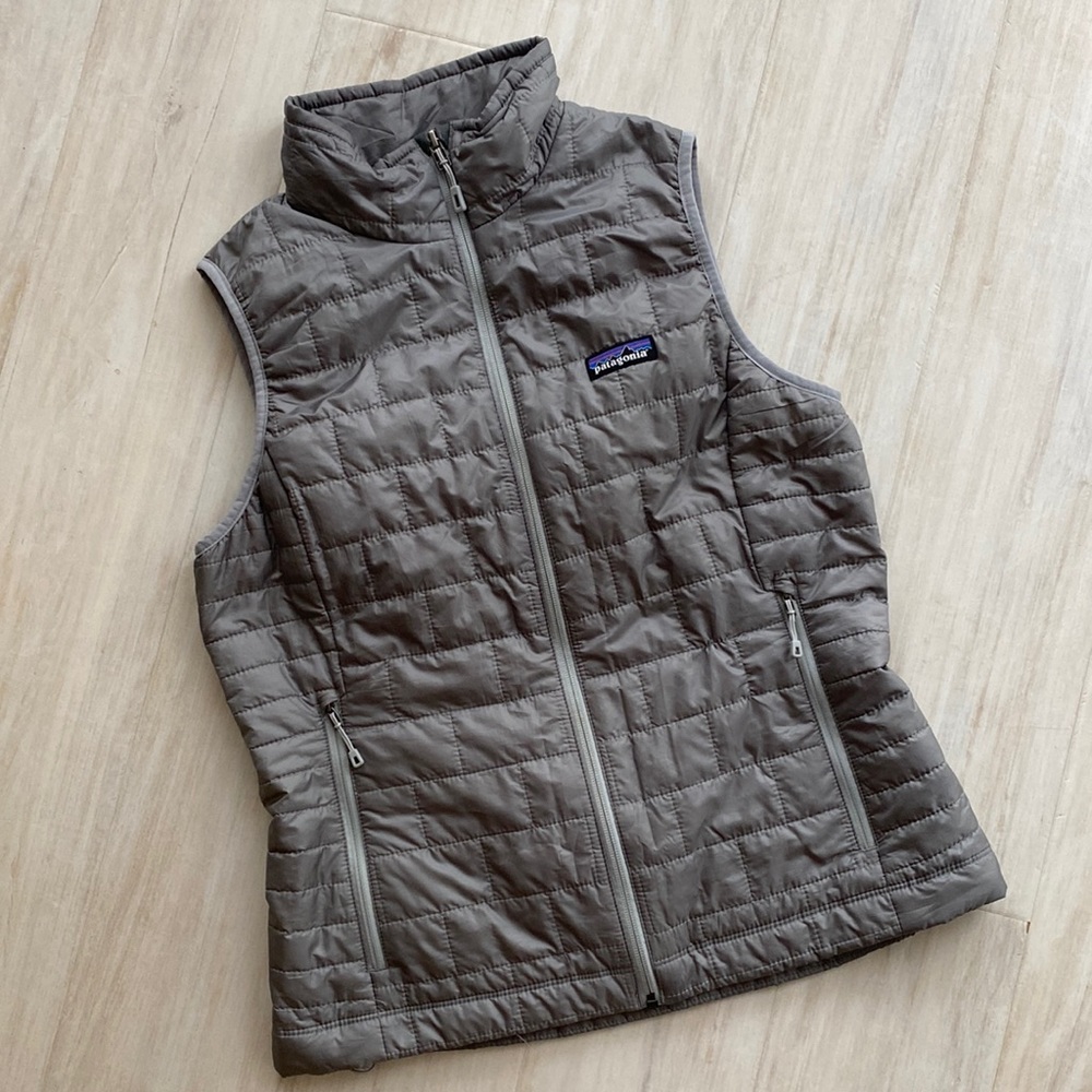 Patagonia Nano Puff Vest “Feather Grey” Quilted Size Medium